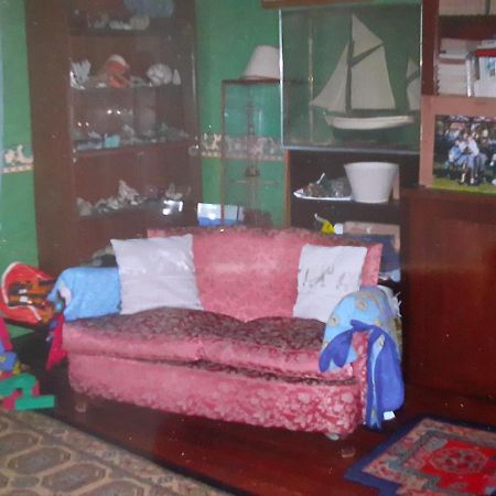 Hotel Peti Kaz à Saint-Seurin-sur-l'Isle Extérieur photo